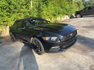 Used 2017 Ford Mustang Convertible image 1