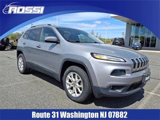Certified 2017 Jeep Cherokee Latitude w/ True North Edition image 1