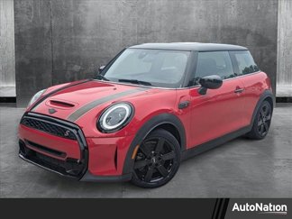 Used 2022 MINI Cooper S w/ Premium Package image 1