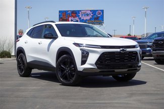 New 2025 Chevrolet Trax ACTIV w/ Sunroof Package image 1