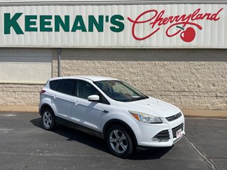 Used 2016 Ford Escape SE image 1