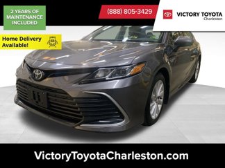 Used 2021 Toyota Camry LE image 1
