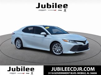 Used 2019 Toyota Camry XLE image 1