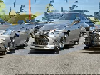 Used 2019 Lexus ES 300h image 1