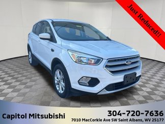Used 2019 Ford Escape SE image 1