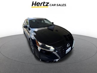 Used 2024 Nissan Altima 2.5 SV image 1