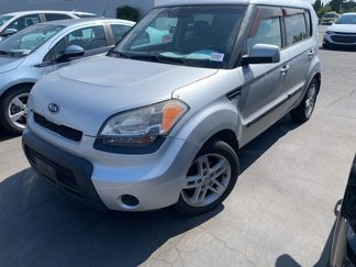 Used 2011 Kia Soul + w/ Audio Pkg image 1
