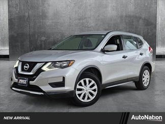 Used 2017 Nissan Rogue S image 1