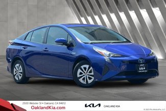 Used 2017 Toyota Prius Four image 1
