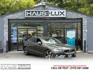 Used 2020 Volvo S60 T6 Inscription image 1