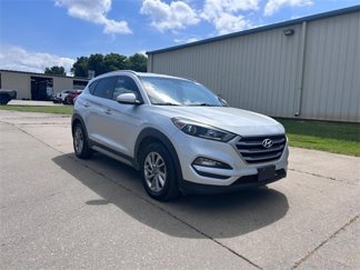 Used 2017 Hyundai Tucson SE image 1