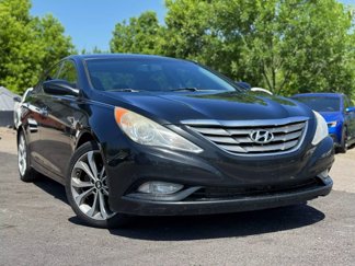 Used 2013 Hyundai Sonata SE w/ Navigation & Sunroof Pkg image 1
