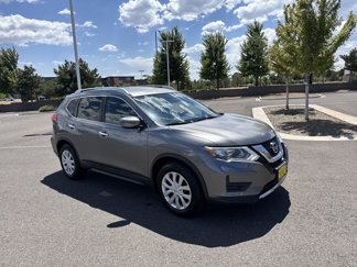 Used 2017 Nissan Rogue S image 1