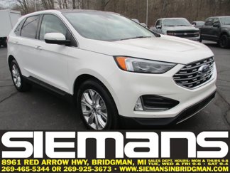 Certified 2022 Ford Edge Titanium w/ Equipment Group 301A image 1
