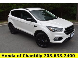 Used 2018 Ford Escape SE w/ SE Sport Appearance Package image 1