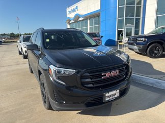 Used 2020 GMC Terrain SLE w/ Driver Convenience Package image 1