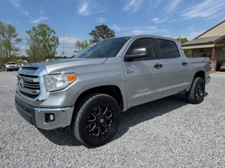 Used 2016 Toyota Tundra SR5 image 1