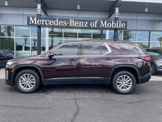 Used 2022 Chevrolet Traverse LT image 1