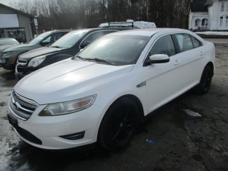 Used 2010 Ford Taurus SEL image 1