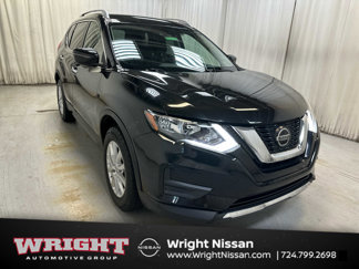 Used 2019 Nissan Rogue SV image 1