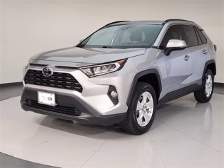 Used 2019 Toyota RAV4 XLE image 1