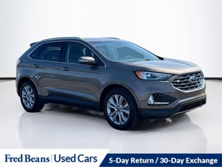 Used 2019 Ford Edge Titanium image 1