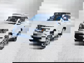 Used 2019 Jeep Grand Cherokee Laredo image 1