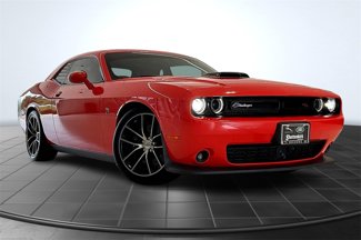 Used 2016 Dodge Challenger R/T Scat Pack image 1