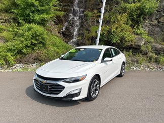 Used 2022 Chevrolet Malibu LT image 1