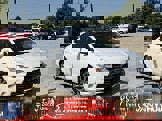 Used 2017 Toyota Camry XLE video 1