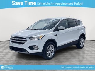 Certified 2017 Ford Escape SE image 1