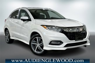 Used 2019 Honda HR-V Touring image 1