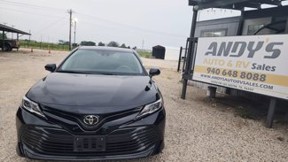Used 2020 Toyota Camry LE image 1