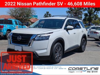 Used 2022 Nissan Pathfinder SV image 1