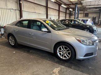 Used 2015 Chevrolet Malibu LT w/ Power Convenience Package image 1