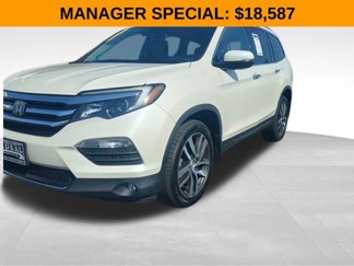 Used 2017 Honda Pilot Elite image 1