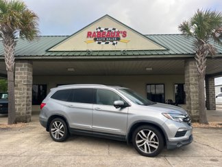 Used 2016 Honda Pilot Touring image 1