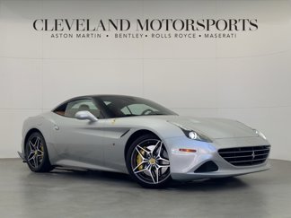 Used 2016 Ferrari California T image 1