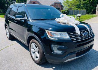 Used 2016 Ford Explorer XLT w/ Equipment Group 202A image 1