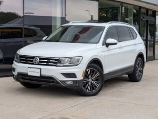Used 2018 Volkswagen Tiguan SEL image 1