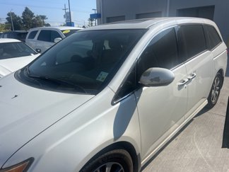 Used 2015 Honda Odyssey Touring image 1