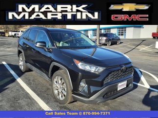 Used 2021 Toyota RAV4 XLE Premium image 1