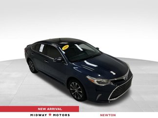 Used 2016 Toyota Avalon XLE Premium image 1