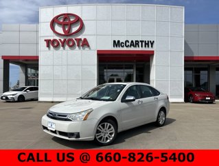 Used 2010 Ford Focus SEL image 1
