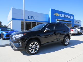 Used 2021 Toyota RAV4 XLE Premium image 1