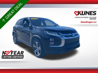 Used 2022 Mitsubishi Outlander Sport ES image 1