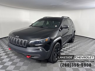Used 2019 Jeep Cherokee Trailhawk image 1