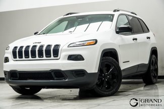 Used 2017 Jeep Cherokee Sport image 1