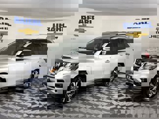 Used 2019 Nissan Pathfinder SL image 1