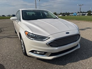 Used 2017 Ford Fusion SE w/ Fusion SE Technology Package image 1